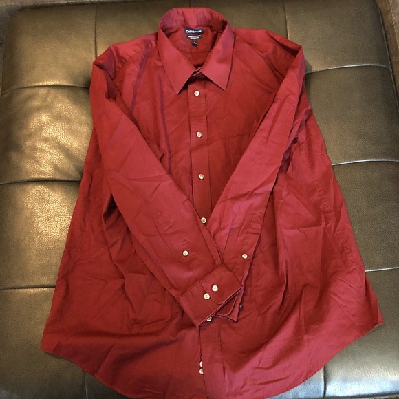 *bundle* four dress shirts. - Picture 4 of 5